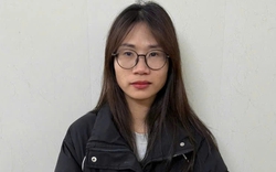 Nữ nhân viên ngân hàng rút ruột thẻ tín dụng của 39 khách hàng