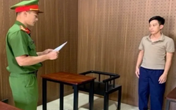 Thua lỗ tiền ảo, nhân viên ngân hàng lừa khách hàng chiếm đoạt 2,8 tỷ đồng