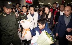 Phỏng vấn bố Hiểu Minh U23 Việt Nam: Rớm nước mắt hé lộ lời động viên con trai chấn thương