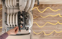 Những món đồ không nên cho vào máy rửa bát
