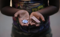 Người phụ nữ ăn xin kiếm được 71 triệu trong 6 tuần, sở hữu nhiều đất đai