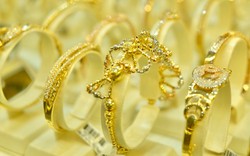 Giá vàng hôm nay 27/1: Chinh phục đỉnh lịch sử mới