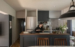 Ly hôn ở tuổi 38, sống một mình suốt 10 năm: Người phụ nữ 48 tuổi chọn độc thân để kiểm soát tiền bạc và sống nhẹ nhõm