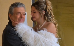 Cô gái 23 tuổi kết hôn với thầy giáo U70 bất chấp chỉ trích