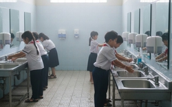 Giám đốc Sở GD-ĐT TPHCM: Để học sinh phản ánh về nhà vệ sinh thì hiệu trưởng cần xem lại