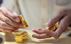 Giá vàng vượt mốc 190 triệu đồng/lượng, hàng triệu người dân đang giữ vàng băn khoăn:  Từ 9/2, vàng nhẫn, vàng miếng mất hóa đơn có bán được không?