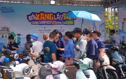 Chuỗi sự kiện “Đổi xăng lấy điện” trở lại, khách hàng háo hức đợi “chốt kèo” xe điện VinFast