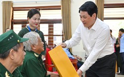 Chủ tịch nước quyết định tặng quà Tết Nguyên đán cho hơn 1,6 triệu người có công