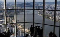 Chuyện ngược đời tại Hàn Quốc: Giáo sư phải đi thi hộ cho sinh viên vì lo sợ khoa bị xóa sổ