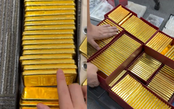 Phát hiện 96 chỉ vàng thỏi trị giá hơn 1,8 tỷ đồng nằm chơ vơ bên vệ đường: Công an tức tốc dùng nhiều biện pháp nghiệp vụ để tìm chủ nhân