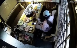 Phát hiện người phụ nữ ăn buffet 800.000 đồng/suất nhưng gói hơn 170 triệu đồng đồ ăn mang về nhà