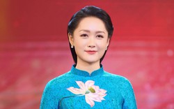 Thủ khoa SN 1988 từng là BTV trẻ nhất lên sóng Thời sự 19h