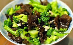 Nữ Tiến sĩ 35 tuổi tử vong vì ung thư gan: 5 năm kiên trì ngủ trước 22 giờ nhưng kiểu ăn mộc nhĩ ngang "tự sát"