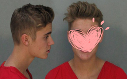 Hot lại ảnh Justin Bieber trong tù: Đẹp trai phát sốc!