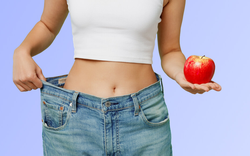 Ăn ít tinh bột hay tăng protein để giảm cân: Cách nào hiệu quả hơn?