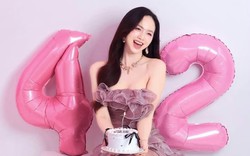 Mỹ nhân khéo ăn nói nhất nhì showbiz đón tuổi 42: Gương mặt chưa từng biết lão hóa, style sành điệu ngang gái đôi mươi