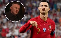 Rooney chỉ trích Cristiano Ronaldo