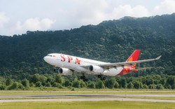 Đúng đêm 15/10, sân bay Tân Sơn Nhất ghi nhận một máy bay đặc biệt cất cánh
