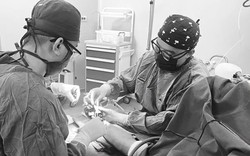 Bảo tồn bàn tay gần đứt rời cho nam công nhân