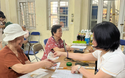 Người có lương hưu, trợ cấp trên cả nước sẽ không bị khấu trừ tiền để trả nợ ngân hàng trong trường hợp này