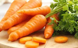 Ăn cà rốt mỗi ngày suốt 4 tháng, người phụ nữ 50 tuổi bất ngờ khi đi khám
