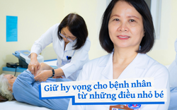 Chân dung nữ bác sĩ Bệnh viện K và câu chuyện cậu bé 17 tuổi rơi nước mắt trước ngày phải cắt chân vì ung thư: "Cô sẽ đồng hành cùng cháu"
