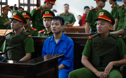 Vụ 3 mẹ con bị sát hại ở Đồng Nai: Cha mẹ của bị cáo Nguyễn Đức Anh bất ngờ xuất hiện