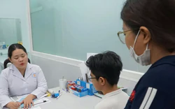 5 học sinh mắc não mô cầu: Vì sao TPHCM cấp thuốc dự phòng cho hàng nghìn người?