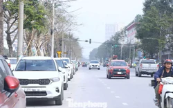 Đề xuất thu phí trông giữ xe trên lòng đường, vỉa hè: Cao nhất 30.000 đồng/lượt