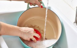 5 sai lầm khi rửa bát bằng nước rửa chén mà nhiều gia đình không để ý