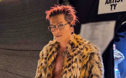 BIGBANG hé lộ loạt ảnh hậu trường sau hai đêm diễn ở Hà Nội