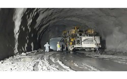 Khối đá lớn đổ sập, tuyến hầm dài nhất ASEAN bị lấp toàn bộ, sau đó hơn 1.000 người Việt Nam hò reo vì tạo kỳ tích lớn