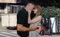 Taylor Swift đốt bỏ 11 xe tải đồ trang trí sau đám cưới thế kỷ 775 tỷ đồng?