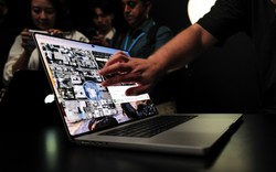 Đây là MacBook Pro cảm ứng: Màn OLED đen sâu, Dynamic Island lên Mac kích thước siêu nhỏ