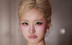 Bí lời khen trước màn cosplay "tiên xanh" của hot girl tạp hóa