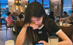 Phản ứng của người tinh tế khi người khác đang kể chuyện nhưng điện thoại liên tục rung