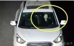 Camera ghi lại lúc nửa đêm, tài xế có biểu hiện "lạ"