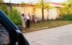 Ba mẹ con cô giáo bị chém trên đường: Người mẹ và con gái 11 tuổi qua cơn nguy kịch