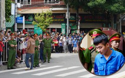 Kẻ sát hại 3 mẹ con ở Đồng Nai được dẫn giải khỏi tòa sau khi lĩnh án tử hình, hàng trăm người tập trung 2 bên đường theo dõi