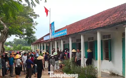 Vụ hàng trăm học sinh nghỉ học: Phụ huynh thừa nhận sai khi ngăn con đến trường