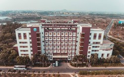 Việt Nam có 1 trường ĐH công lập chi lương 235 tỷ đồng/năm, tuyển giảng viên thu nhập từ 50 triệu đồng/tháng, dạy 100% bằng tiếng Anh