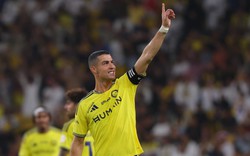 Ronaldo ghi bàn, toả sáng rực rỡ ở Al Nassr giữa lùm xùm với tuyển Bồ Đào Nha