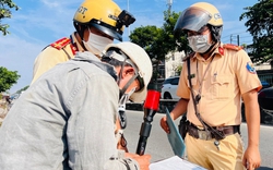 Những lỗi đi xe máy dễ bị phạt 8 triệu đồng nhất, không phải ai cũng biết