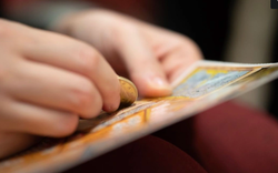 Trúng số độc đắc 10 triệu USD: Tấm vé định mệnh và “án tử” cho cuộc đời người đàn ông