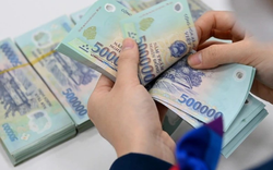 Bị nợ 4 tháng lương, tôi tới tận nhà sếp đòi tiền để về quê ăn Tết thì nhận lại câu sốc óc