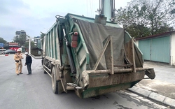Để biển số bám bẩn, tài xế xe rác bị phạt 23 triệu đồng