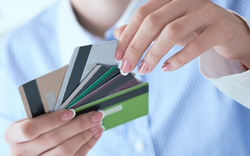 Tại sao lừa đảo biết rõ số CCCD, tài khoản ngân hàng và mật khẩu của nạn nhân?