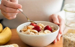 Đừng đổ lỗi cho rau muối chua: Kẻ gây tổn thương thận hàng đầu là thực phẩm quen thuộc hằng ngày