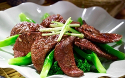 Nội tạng động vật có hàm lượng cholesterol cao, cực hại sức khỏe tim mạch? Bác sĩ nói: Nhầm to! Có 4 loại nội tạng là nguồn dinh dưỡng tuyệt vời