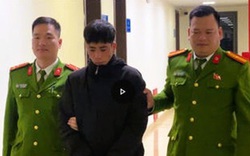 Đang mua quần áo, bị nam thanh niên bịt mặt, đi xe máy không BKS vờ hỏi đường rồi cướp iPhone